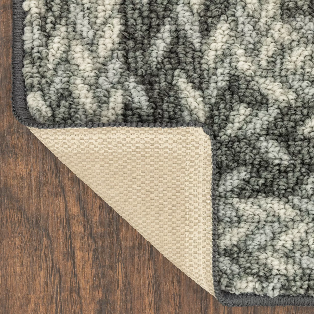 Broyhill Gray Braided Print Accent Rug - Image 4