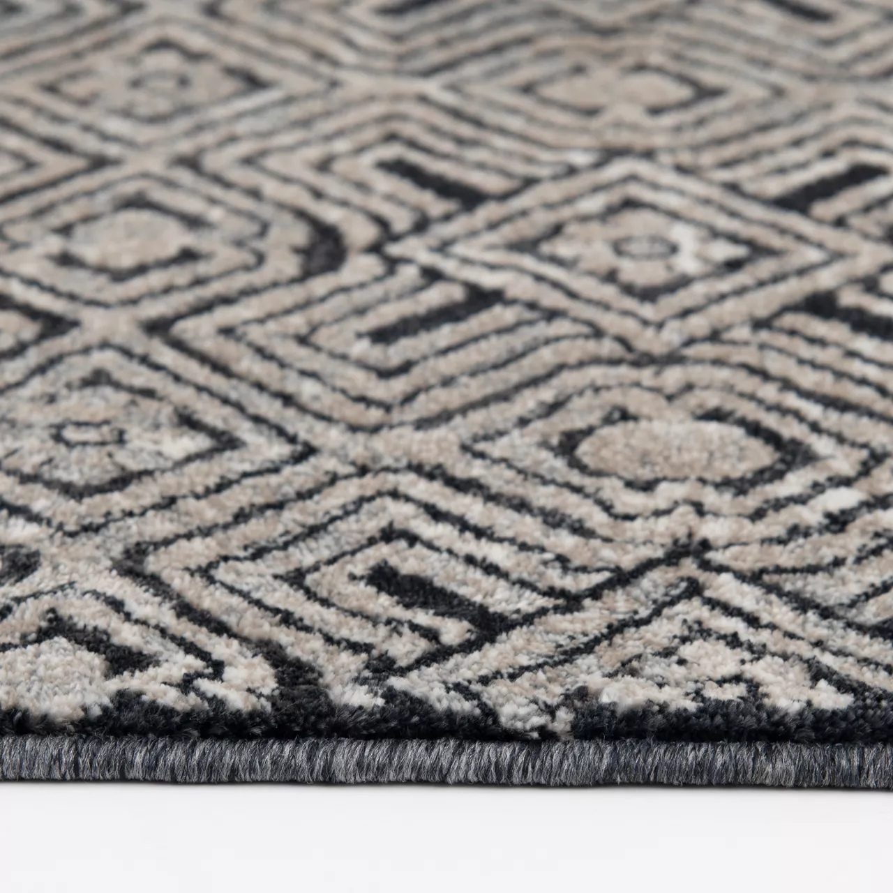 Colin Dark Blue & Whitecap Geometric Area Rug, (5' X 7') - Image 4