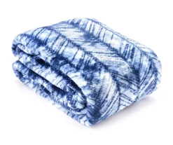 Blue & White Herringbone Twin/Full Plush Velvet Blanket